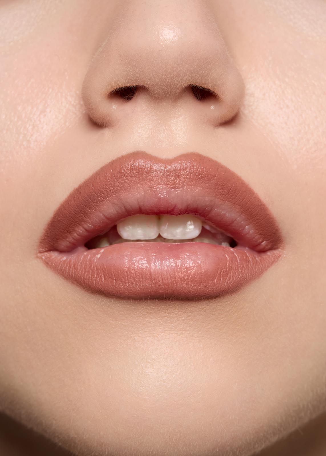 Babe Rouge Lip Pencil 28