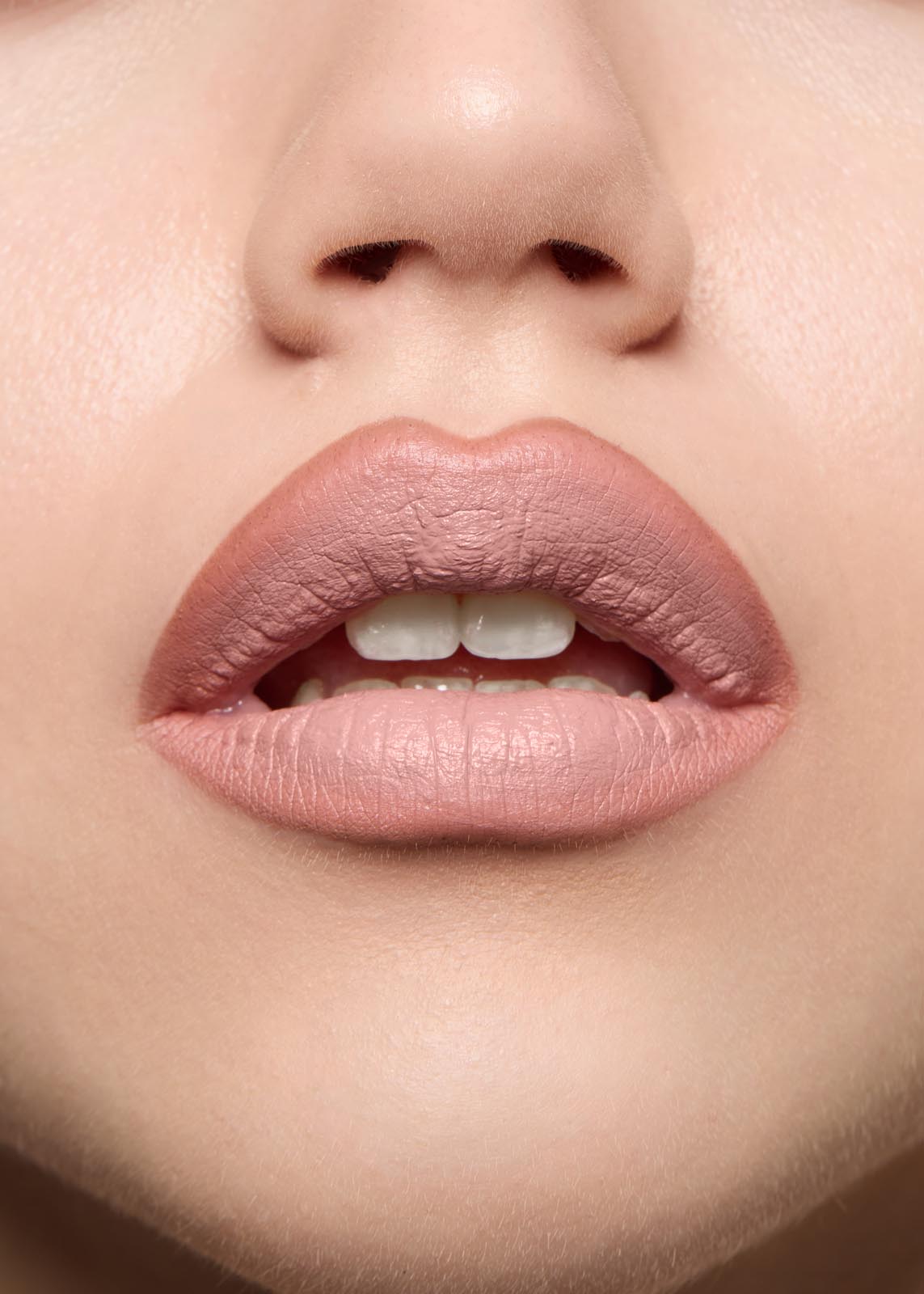 Babe Rouge Lip Pencil 28