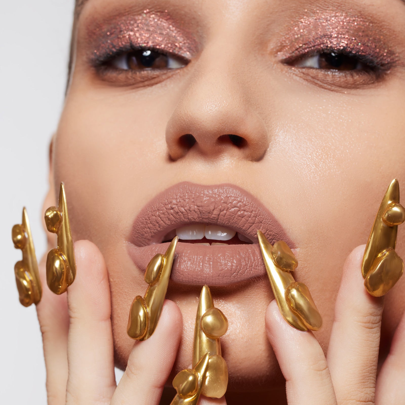 Star Gold Liquid Lipstick Matte 90