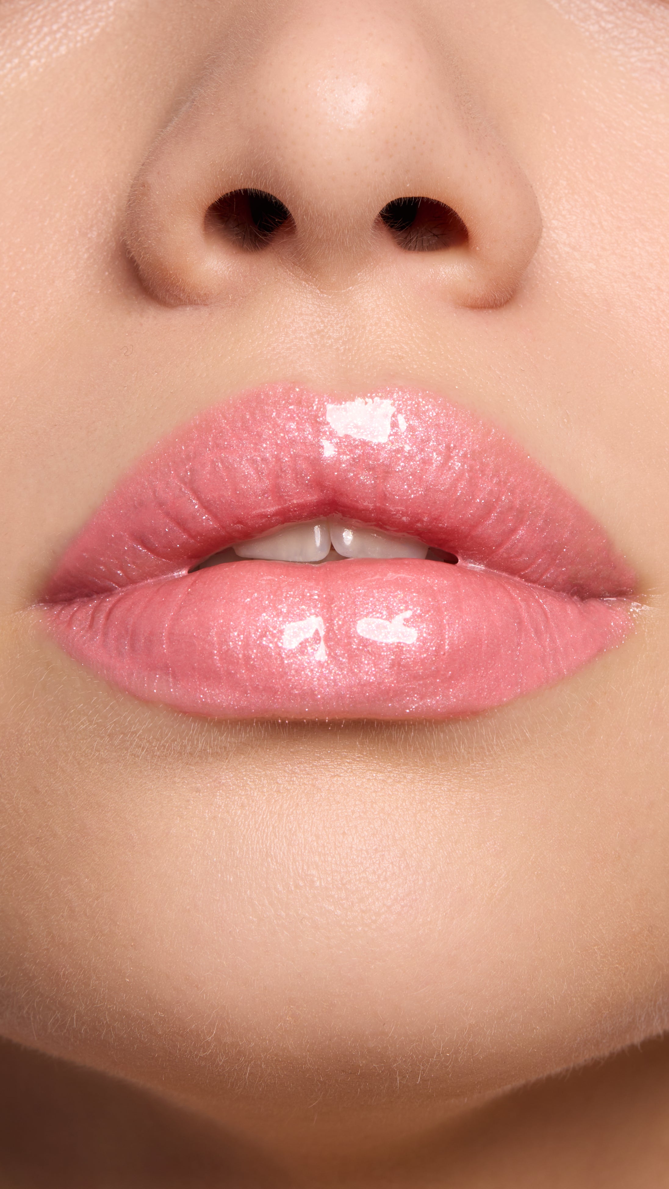 Lip Gloss Shine For Lips 04 Pinky Glitter