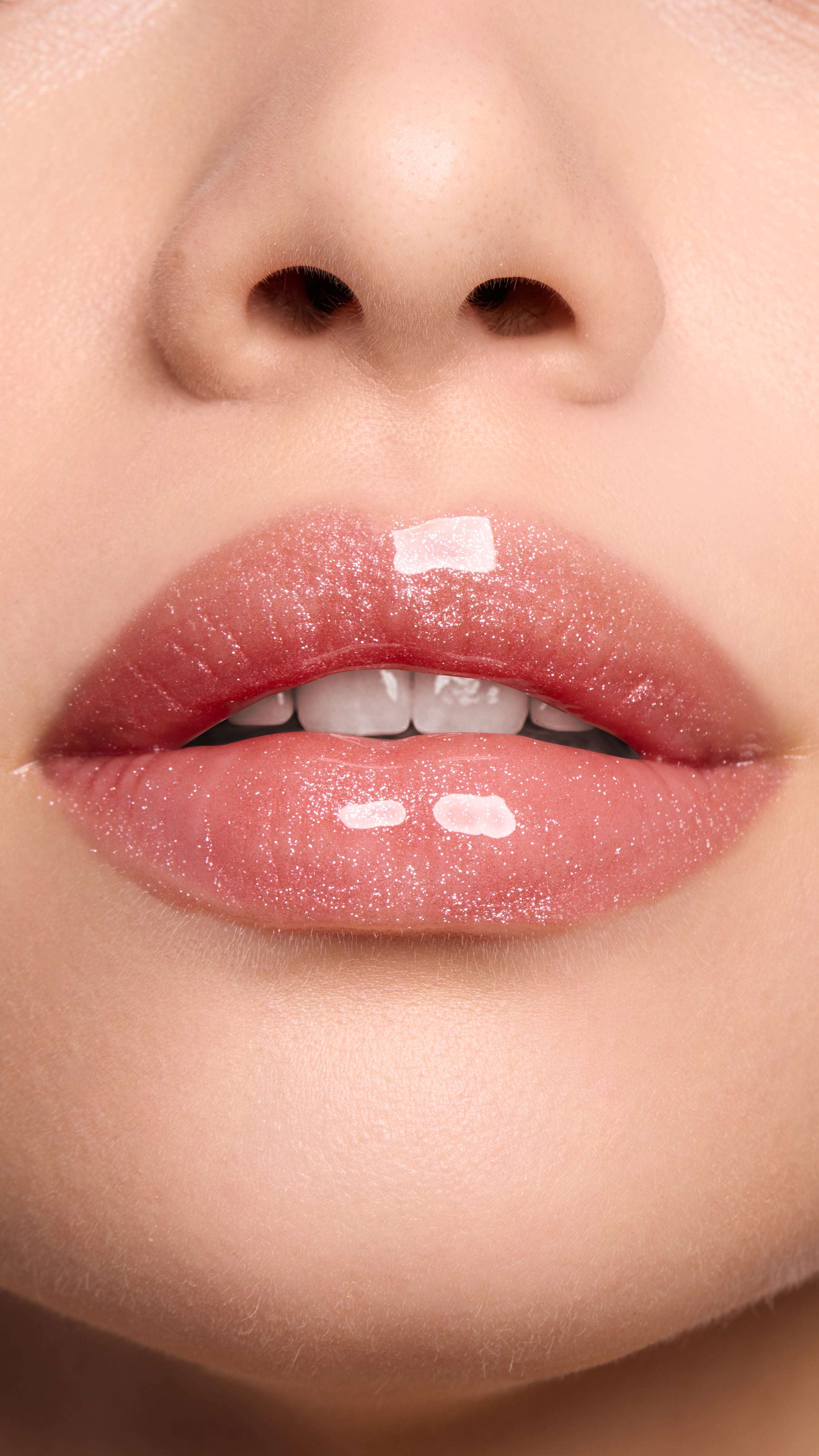 Lip Gloss Shine For Lips 05 Natural Glitter