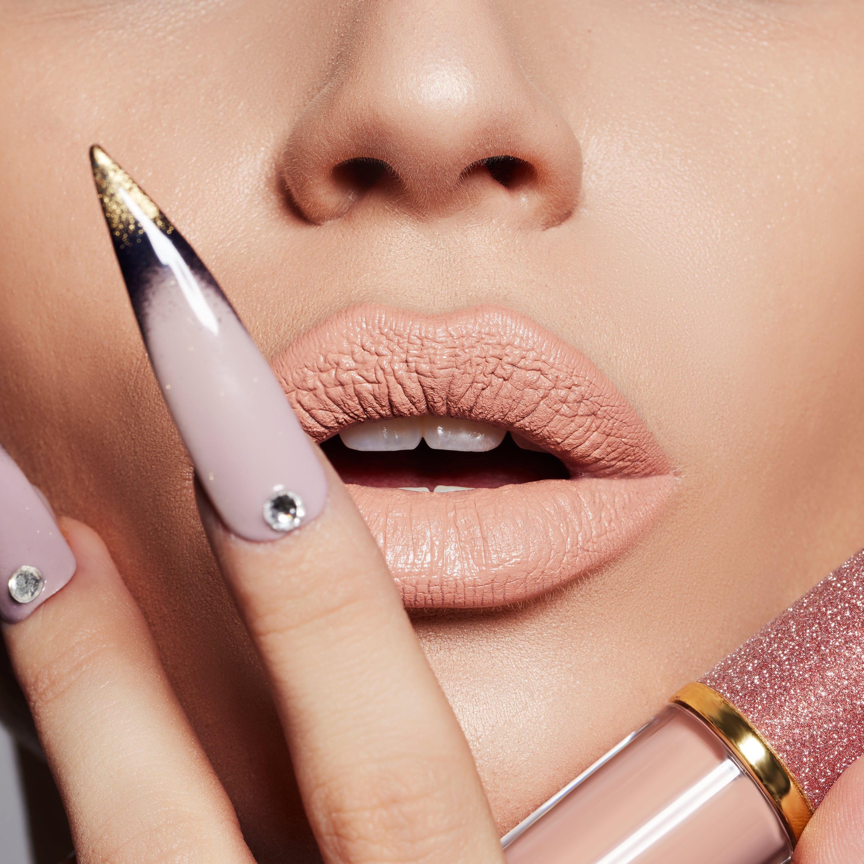 Chic Glam Women Liquid Lipstick 86